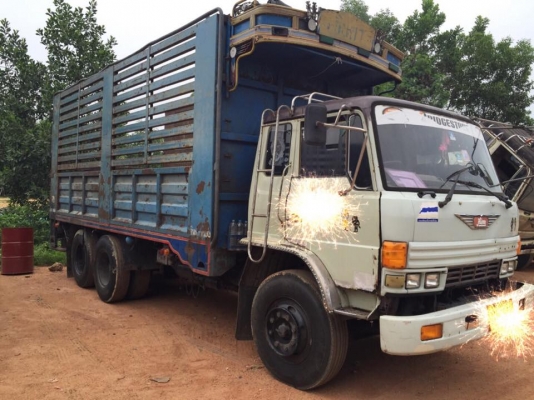 10 ล้อเพลาเดียว HINO FL187LA เบรคทิฟฟี่ เครื่อง 185 แรง รถสภาพดี ยางสวย เครื่องสวย คัสซีสวย เล่มพร้อม