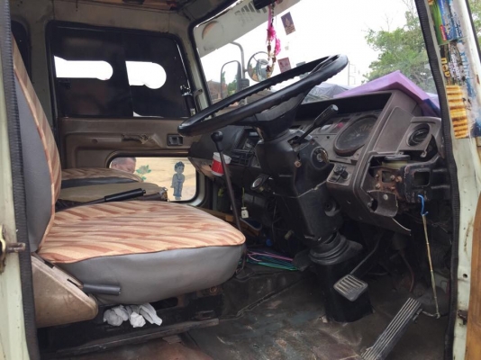 10 ล้อเพลาเดียว HINO FL187LA เบรคทิฟฟี่ เครื่อง 185 แรง รถสภาพดี ยางสวย เครื่องสวย คัสซีสวย เล่มพร้อม