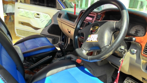 isuzu grandsdventure3.0 auto