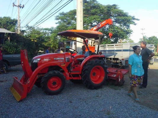ปัญญาแทรคเตอร์..จัดมาให้ครับ ด่วน!!!คูโบต้า L3608 พร้อมใบมีดคานบน เล่มทะเบียนพร้อม จัดส่ง อ.เมือง จ.เพชรบูรณ์