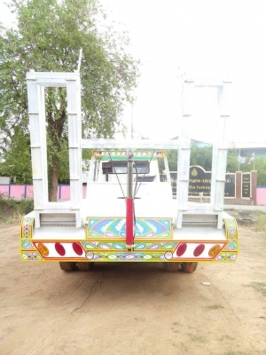 ขายเทเลอร์ HINO F17 สภาพสวยพร้อมใช้ ติดต่อได้ที่คุณ อ๊อฟ พิจิตร 086-737-9991