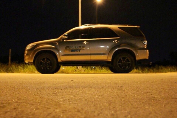 #ขายFortuner 3.0 V 4WD ปี2005 สีทอง เกียร์A/T รถสวยสภาพเดิมๆ