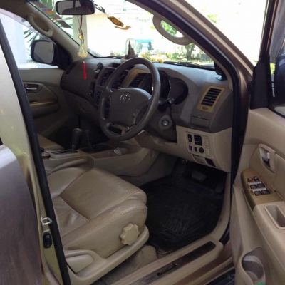 #ขายFortuner 3.0 V 4WD ปี2005 สีทอง เกียร์A/T รถสวยสภาพเดิมๆ