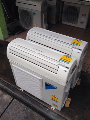 **** ขายแอร์ DAIKIN 12500 BTU สภาพสวย ****