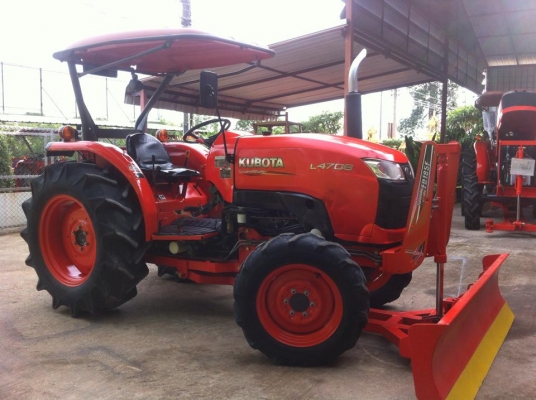 ขายรถไถ Kubota L4708(4WD) พร้อมใบมีดช้าง รถพร้อมใช้งาน
