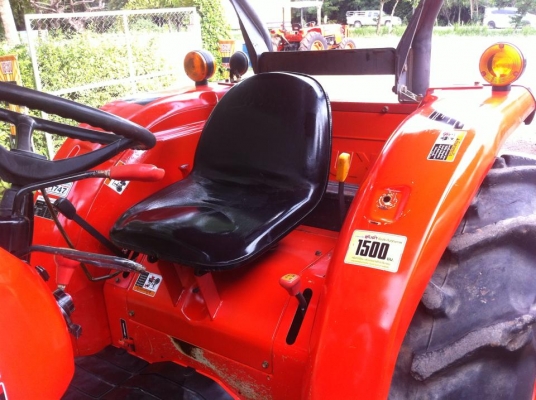 ขายรถไถ Kubota L4708(4WD) พร้อมใบมีดช้าง รถพร้อมใช้งาน ขายรถไถ Kubota L4708(4WD) พร้อมใบมีดช้าง รถพร้อมใช้งาน