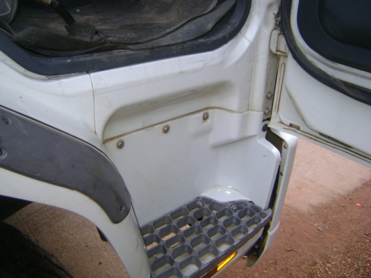 ฟูโซ่  240 เทอร์โบ 2เพลา ปี56 ((คันเดียวในประเทศไทย  ไมล์แท้ 13,554 กม.))   ราคา  2,100,000 บาท