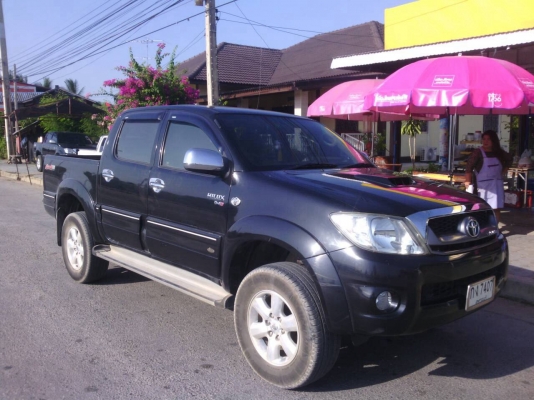 วีโก้4x4  ป้ายเเดง มือเดียว ไม่เคยชนครับ