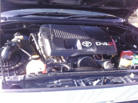 วีโก้4x4  ป้ายเเดง มือเดียว ไม่เคยชนครับ