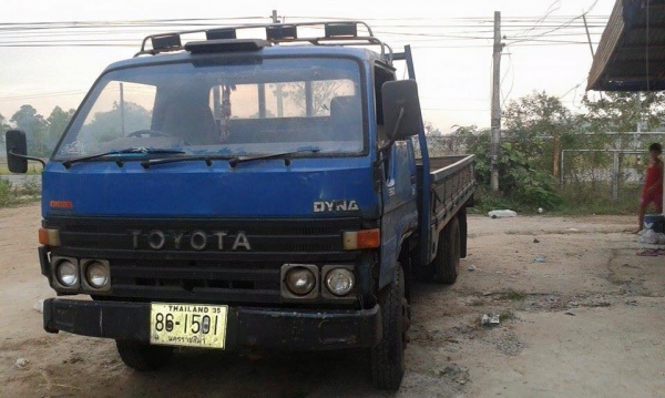 ขายครับ  โตโยต้า  เครื่อง115  3ปัด  กะบะยาว4.30  เดิมๆๆๆครับพร้อมใช้  ขายตามสภาพครับ  เอาไปเก็บงานนิดหน่อย  รถยังงานปกติ