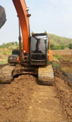 ขาย. Zx200-1 พร้อมใช้งาน.