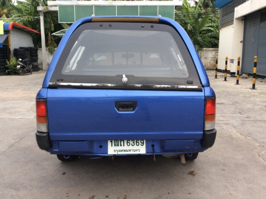 รถนิสสัน NV ปี96 เครื่องเดิม 1.6 เกียร์ธรรมดา ภายในเดิมๆเบาะไม่ขาด แอร์เย็นฉ่ำ ตัวถังเดิมๆตะเข็บเดิมทั้งคัน ลอนกระบะสวยเดิม หลังคามีพร้อม รถขับดี พร้อมใช้งานได้เลยครับ ภาษีปี59 ขายถูกครับ