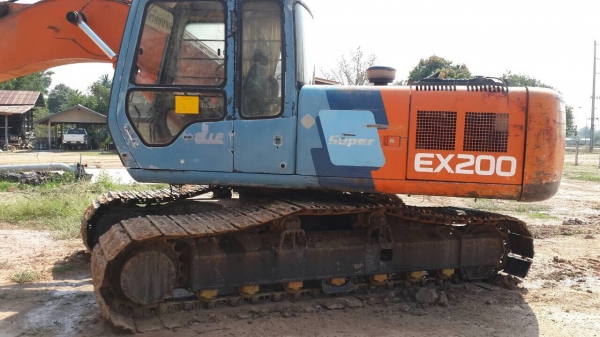 ขาย Ex200-3. พร้อมใช้งาน