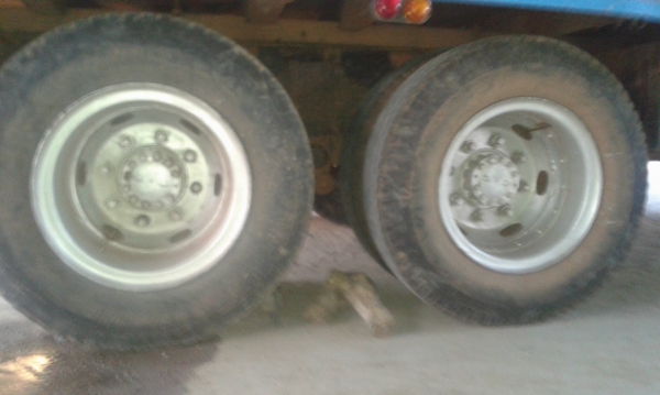 สิบล้อ((แจ้งราคาผิดแค 265,000 )) หัวยาว165แรง 2เพา ช่วงล่าง คานหนัา_หลังเพา_ไอ้หลง FUSO เกียร์ใหญ่6สปีด สโลส อินเตอร์4สปีด สภาพพร้อมใช้งาน ทะเบียนพร้อมโอน