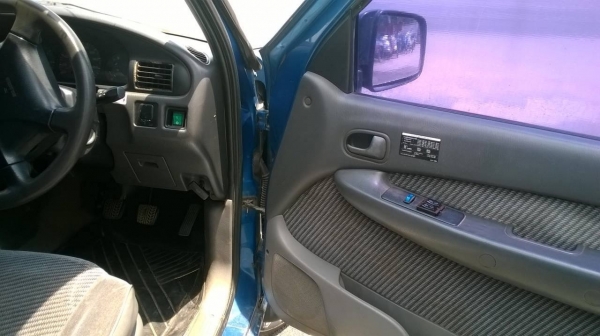 ขาย FORD 2.5 ปี 45 4X4 รถมือเดียว คัสซีสวยตลอดเส้น เครื่องดี หน้าเดิม แอร์เย็น พาวเวอร์ครบ กระจกไฟฟ้า ทะเบียนพร้อมครับ