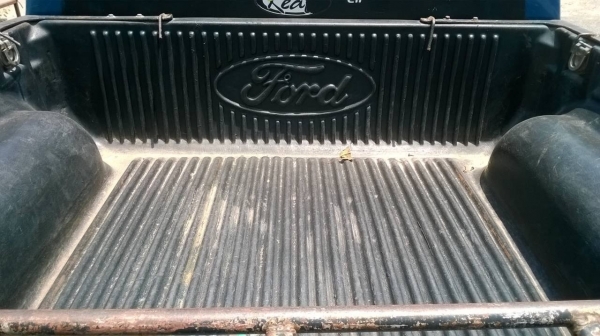 ขาย FORD 2.5 ปี 45 4X4 รถมือเดียว คัสซีสวยตลอดเส้น เครื่องดี หน้าเดิม แอร์เย็น พาวเวอร์ครบ กระจกไฟฟ้า ทะเบียนพร้อมครับ