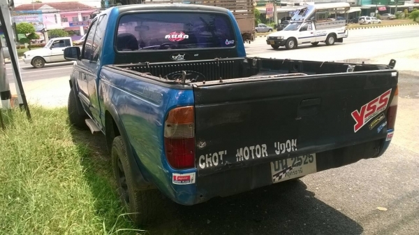 ขาย FORD 2.5 ปี 45 4X4 รถมือเดียว คัสซีสวยตลอดเส้น เครื่องดี หน้าเดิม แอร์เย็น พาวเวอร์ครบ กระจกไฟฟ้า ทะเบียนพร้อมครับ