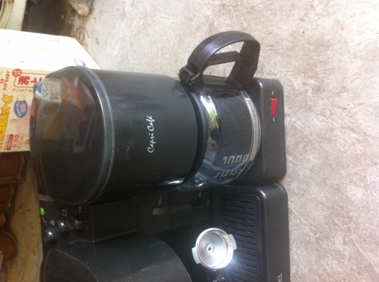 เครื่องชงกาแฟ BRIEL แบบทำได้สองอย่างสองแบบใบเครื่องเดียว เครื่องชงกาแฟ BRIEL แบบทำได้สองอย่างสองแบบใบเครื่องเดียว