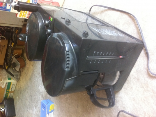 เครื่องชงกาแฟ BRIEL แบบทำได้สองอย่างสองแบบใบเครื่องเดียว เครื่องชงกาแฟ BRIEL แบบทำได้สองอย่างสองแบบใบเครื่องเดียว