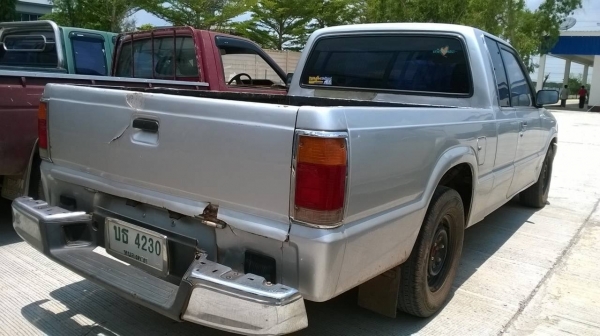 ขายกระบะแคป MAZDA 2.5 ปี 41 เครื่อง 12 วาวน์ กระจกไฟฟ้า แอร์ พาวเวอร์ครบ ทะเบียนพร้อมครับ