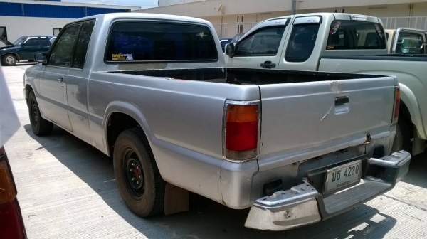 ขายกระบะแคป MAZDA 2.5 ปี 41 เครื่อง 12 วาวน์ กระจกไฟฟ้า แอร์ พาวเวอร์ครบ ทะเบียนพร้อมครับ