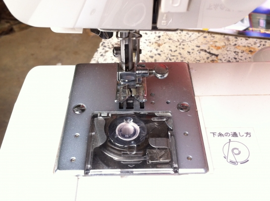 จักรเย็บผ้า JAGUAR เป็นรุ่นใหม่สั่งการทำงานที่ด้านหน้าด้วยการกดกดเดินและหยุดหน้าเครื่องเครื่องสวยพร้อมใช้งาน จักรเย็บผ้า JAGUAR เป็นรุ่นใหม่สั่งการทำงานที่ด้านหน้าด้วยการกดกดเดินและหยุดหน้าเครื่องเครื่องสวยพร้อมใช้งาน