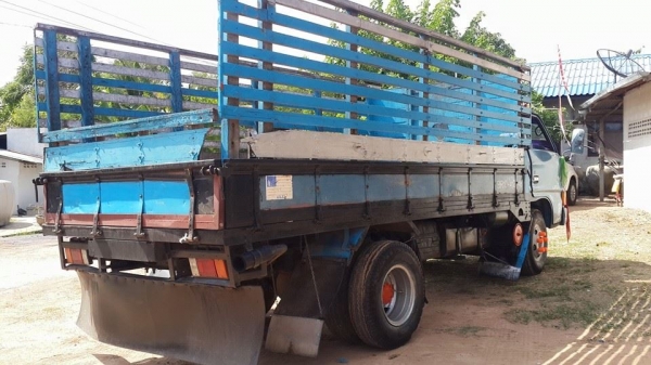 ขาย6ล้อ อีซูซุ ks110 ช่วงล่างใหญ่Fหลัง ทะเบียนเต็ม พร้อมคอกเสริมข้าง แชชซีสวย หัวยกได้เอกสารเล่มทะเบียนพร้อมโอน