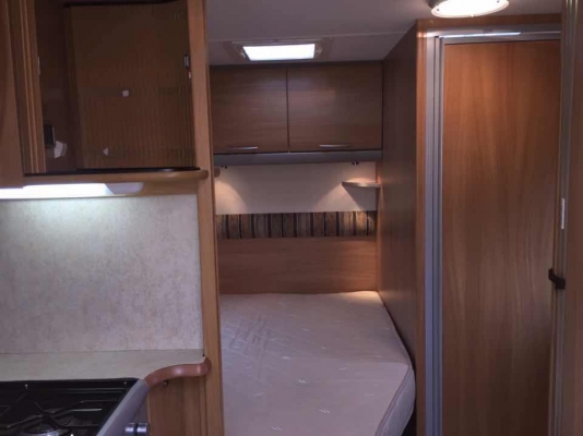 ขายรถบ้าน CARAVAN  SWIFT  สภาพสวยไร้ที่ติ