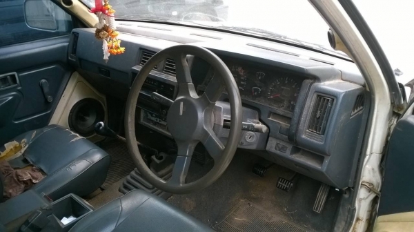 ขาย NISSAN BIG M แคป ปี 38 หน้าเดิม คัสซีสวยตลอดเส้น เครื่องดี มีแอร์ ไม่เวอร์ ทะเบียนครบพร้อมโอน