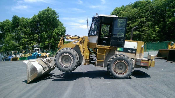 ขายรถตัก TCM 835 ขายรถตัก TCM 835