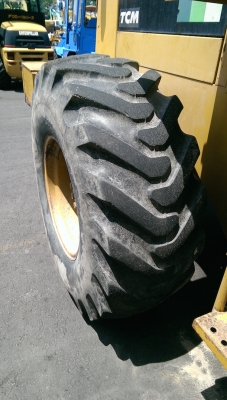 ขายรถตัก TCM 835-2 ขายรถตัก TCM 835-2