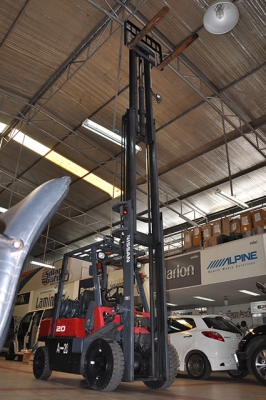 ขายรถโฟล์คลิฟท์มือสอง NISSAN รุ่น PJ02 ราคา 255,000 บาทนำเข้าจากประเทศญี่ปุ่น 100\% ไม่เคยใช้งานในประเทศไทย ขายรถโฟล์คลิฟท์มือสอง NISSAN รุ่น PJ02 ราคา 255,000 บาทนำเข้าจากประเทศญี่ปุ่น 100\% ไม่เคยใช้งานในประเทศไทย