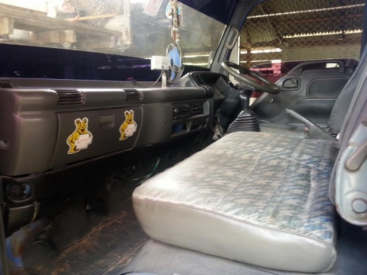 ขายISUZU NPR130แรง ปี46 ยาว5เมตร เครื่องดี แคชซีสวย ยางดี ภายในสวย แอร์เย็นสภาพพร้อมใช้งาน เอกสารพร้อมโอน สนใจโทร 090-8588220คุณนะ 093-3258446คุณบิว ID:narong498 หรือเข้าดูสินค้าอื่นๆได้ที่ www.truck.in.th/498 หรือเพจFacebook ณรงค์ ซื้อขายรถมือสอง (เว็บไซ