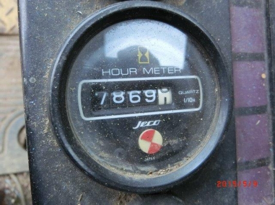 ขายด่วน รถขุด KOMATSU PC60-5  เก่า-ญี่ปุ่น  ยังไม่เคยใช้งานในไทย    สภาพสวย   พร้อมใช้  สนใจมาทดลองขับได้ที่  บริษัท  เจซีซี  จ้า  089-7462641  สุวรรณี