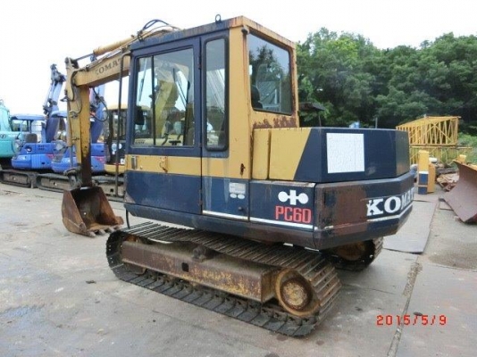 ขายด่วน รถขุด KOMATSU PC60-5  เก่า-ญี่ปุ่น  ยังไม่เคยใช้งานในไทย    สภาพสวย   พร้อมใช้  สนใจมาทดลองขับได้ที่  บริษัท  เจซีซี  จ้า  089-7462641  สุวรรณี