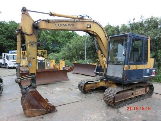 ขายด่วน รถขุด KOMATSU PC60-5  เก่า-ญี่ปุ่น  ยังไม่เคยใช้งานในไทย    สภาพสวย   พร้อมใช้  สนใจมาทดลองขับได้ที่  บริษัท  เจซีซี  จ้า  089-7462641  สุวรรณี