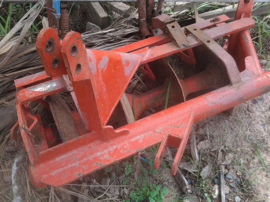 ขายตามสภาพพาน4ใบ18ใช้ได้กับรถไถ14-18-20-22-24แรง