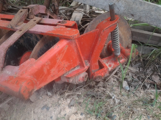 ขายตามสภาพพาน4ใบ18ใช้ได้กับรถไถ14-18-20-22-24แรง ขายตามสภาพพาน4ใบ18ใช้ได้กับรถไถ14-18-20-22-24แรง