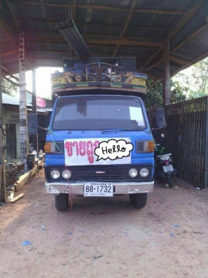 ขายรถ6ล้อ ยาว4.30เมตร สภาพพร้อมใช้งาน เอกสารพร้อมโอน สนใจโทร 090-8588220คุณนะ 093-3258446คุณบิว ID:narong498 หรือเข้าดูสินค้าอื่นๆได้ที่ www.truck.in.th/498 หรือเพจFacebook ณรงค์ ซื้อขายรถมือสอง (เว็บไซต์ส่วนตัว)