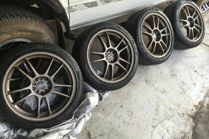 ล้อ ขอบ 18 x 8.5 นิ้ว (พร้อมยางครบชุด) รับเทิร์นล้อ