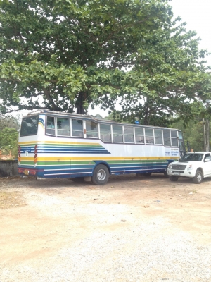 ขายรถบัสสภาพดีราคาถูก ต่อรองได้