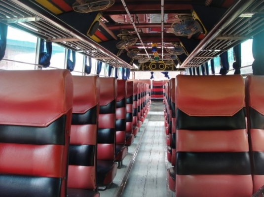 ขายรถบัสสภาพดีราคาถูก ต่อรองได้