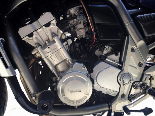 ทะเบียนแท้ YAMAHA FZ1 ปี2003 เครื่อง1000 ไม่ตัดรอบบิดยกทุกเกียในราคาเพียง 149000 ทะเบียนแท้ YAMAHA FZ1 ปี2003 เครื่อง1000 ไม่ตัดรอบบิดยกทุกเกียในราคาเพียง 149000