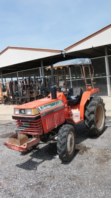 จองเดือนนี้ ลด 5,000 บาท Kubota L1-24 4WD ขับ4ล้อ เก่าไทย พร้อมผาน