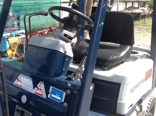 รถยกkomutsu 1ตันเสาสูง5เมตรครับ สภาพดีพร้อมใช้เพิ่งเข้าจากญี่ปุ่น