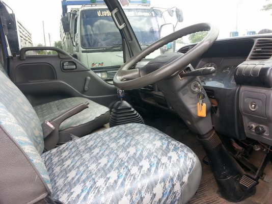 ขาย6ล้อ ISUZUNKR130เทอร์โบ ยาว4.30เมตร เครื่องดี แคชซีสวย สภาพพร้อมใช้งาน เอกสารพร้อมโอน สนใจโทร 090-8588220คุณนะ 093-3258446คุณบิว ID:narong498 หรือเข้าดูสินค้าอื่นๆได้ที่ www.truck.in.th/498 หรือเพจFacebook ณรงค์ ซื้อขายรถมือสอง (เว็บไซต์ส่วนตัว)