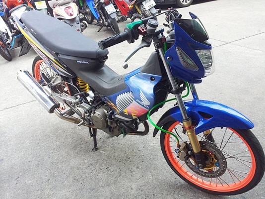 ขายได้ขาย Honda Sonic ตัวเก่า