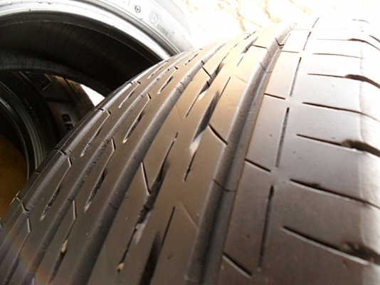 ยางรถป้ายแดงขอบ15 บริดสโตน195-65-R15ลงพื้นปี15 (4เส้น 4,800บ) ยางรถป้ายแดงขอบ15 บริดสโตน195-65-R15ลงพื้นปี15 (4เส้น 4,800บ)