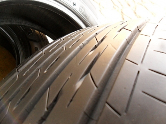 ยางรถป้ายแดงขอบ15 บริดสโตน195-65-R15ลงพื้นปี15 (4เส้น 4,800บ) ยางรถป้ายแดงขอบ15 บริดสโตน195-65-R15ลงพื้นปี15 (4เส้น 4,800บ)