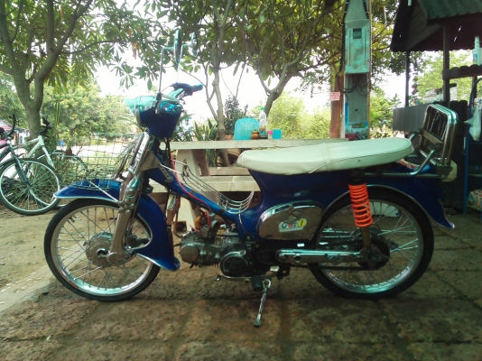 ขาย C70 เครื่องเวฟ100 ลูกเดิม เเคมเเต่ง ท่อผ่า (ไม่ ท.บ.) ค่าตัว 8900 บาท สนใจ คันไหนทักเเชทหรือโทรสอบถามได้ครับ รถอยู่ จังหวัด ลพบุรี